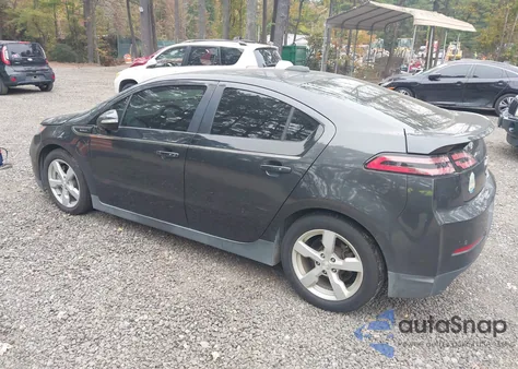 2015 Chevrolet Volt z USA, uszkodzony, nr VIN 1G1RB6E49FU103668